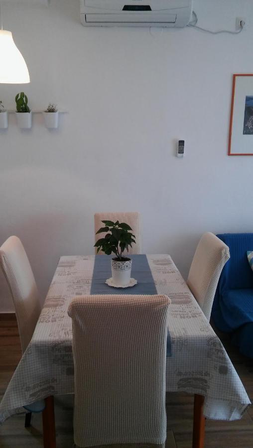 Veldic Apartments Tisno Bagian luar foto